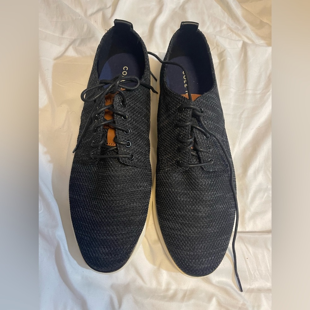 Cole Haan shoes size 9.5. New.